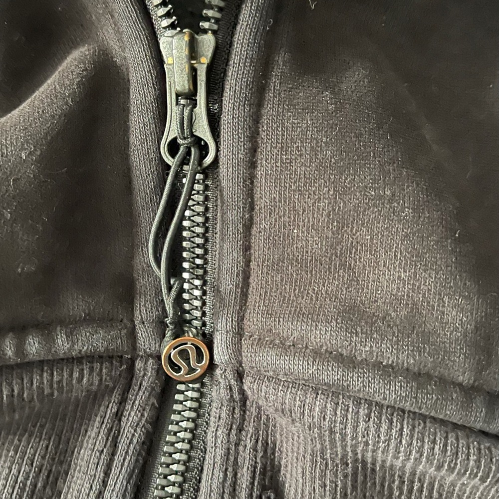 Lululemon scuba black jacket